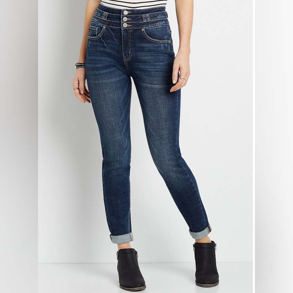 KanCan Super High Rise Stacked Waist Girlfriend Jean 5/27
